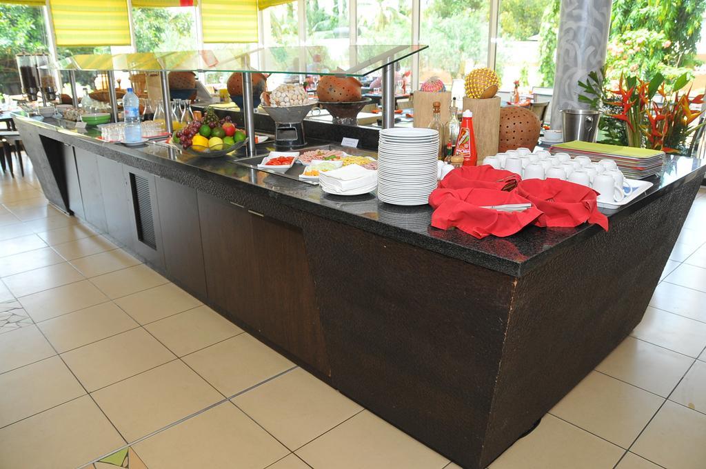 Ibis Cotonou Hotel Exterior photo